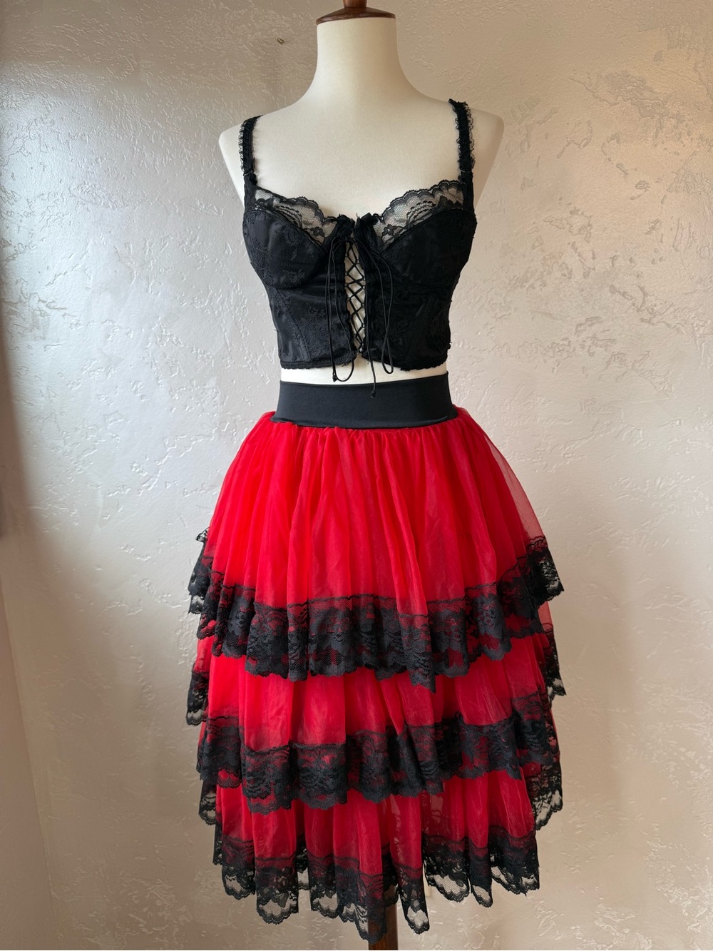 ❤️🖤 Dramatic Red & Black Ruffle Petticoat Skirt 🖤❤️